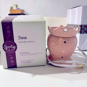 Scentsy Tiara wax warmer